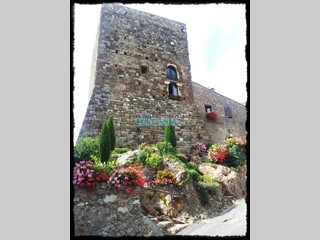 Appartamento in Vendita a Volterra, 750'000&euro;, 150 m², con Box