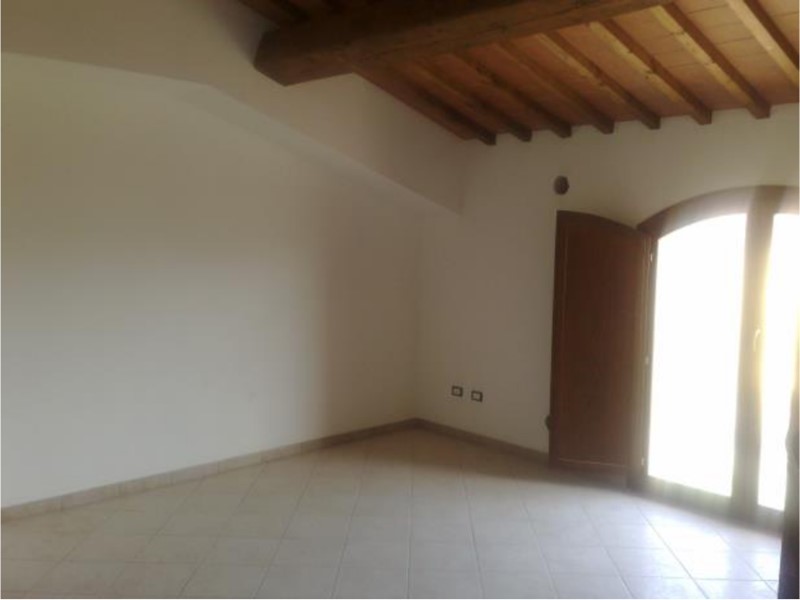 Bilocale in Vendita a San Miniato, zona Ponte a Egola, 90'000€, 50 m², arredato