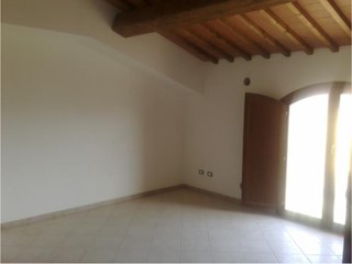 Bilocale in Vendita a San Miniato, zona Ponte a Egola, 90'000€, 50 m², arredato