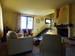 Villa in Vendita a San Miniato, zona Cusignano, 640'000€, 385 m², con Box