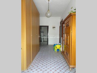 Trilocale in Vendita a Casciana Terme Lari, zona Perignano, 100'000€, 75 m², arredato, con Box