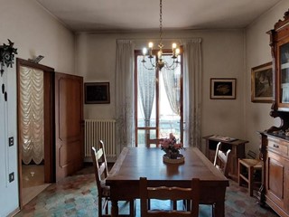 Villetta a schiera in Vendita a Empoli, 550'000€, 250 m², con Box