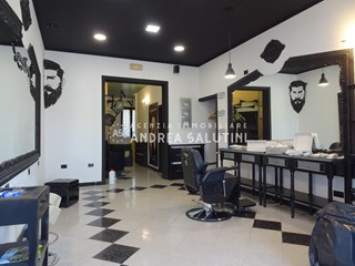 Immobile commerciale in Vendita a Montopoli in Val d'Arno, zona San Romano, 50'000€, 60 m²