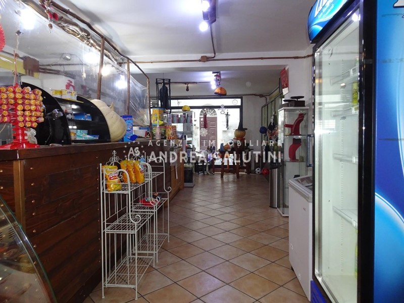 Attività commerciale in Vendita a Casciana Terme Lari, zona Cevoli, 49'000€, 100 m²