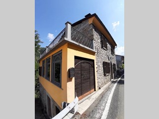 Casa Indipendente in Vendita a Fivizzano, 159'000€, 181 m², arredato