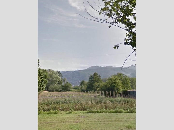 Terreno agricolo in Vendita a Pietrasanta, 109'000€, 3570 m²