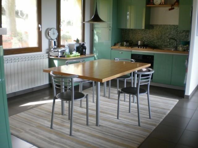 Villa in Vendita a Chianni, 395'000€, 145 m²