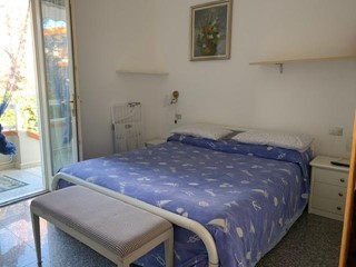 Trilocale in Affitto a Carrara, zona Marina di Carrara, 1'100€, 65 m², arredato