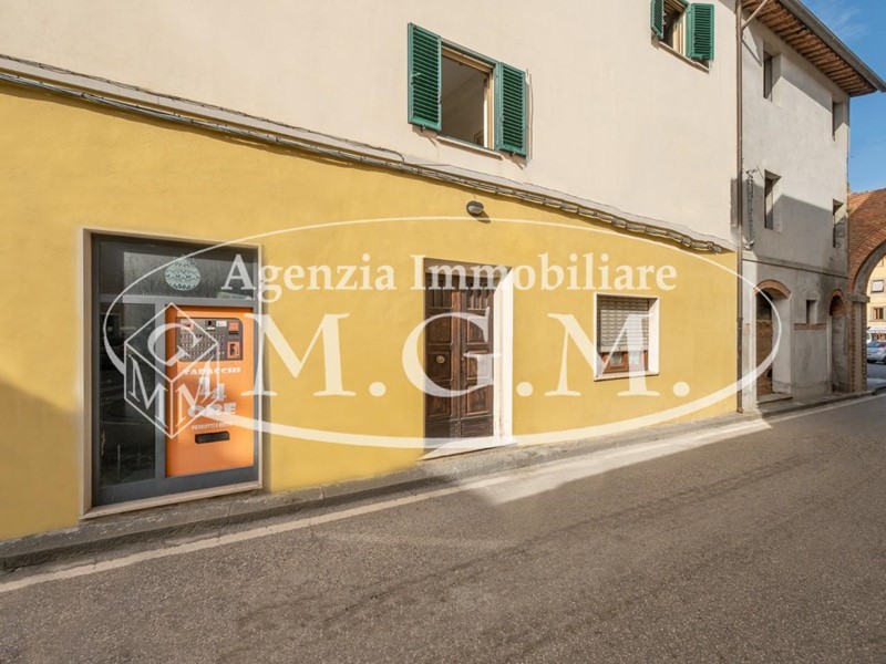 Casa Semi Indipendente in Vendita a Bientina, 310'000€, 230 m², arredato