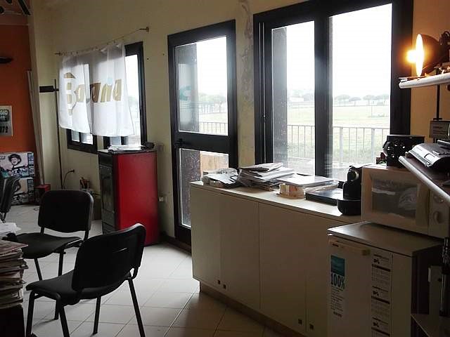 Immobile commerciale in Vendita a Calci, 65'000€, 63 m²