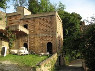 Casa di corte in Vendita a Capannoli, 60'000€, 358 m²