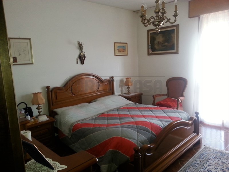 Appartamento in Vendita a Mirano, 136'000€, 110 m², con Box