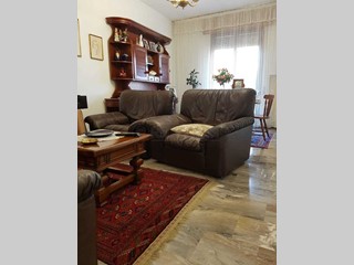 Appartamento in Vendita a Mirano, 136'000€, 110 m², con Box