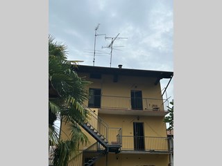 Casa Indipendente in Vendita a Gattico Veruno, 110'000€, 200 m²