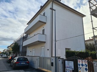Trilocale in Vendita a Rosignano Marittimo, zona Vada, 208'000€, 65 m², arredato