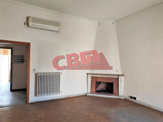 Ufficio in Affitto a Livorno, 960€, 120 m²