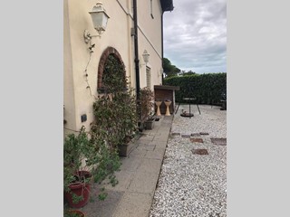 Villa in Vendita a San Giuliano Terme, zona Ghezzano, 680'000€, 271 m²