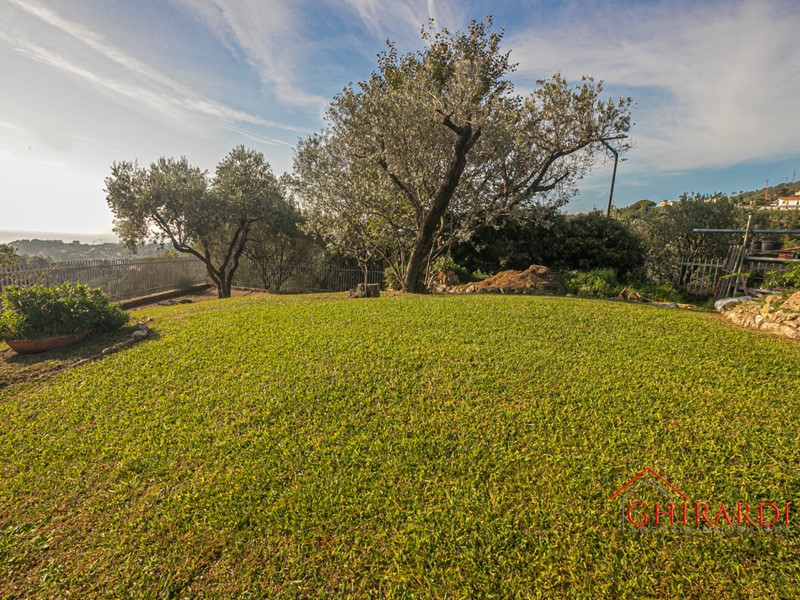 Casa Indipendente in Vendita a Varazze, 500'000€, 81 m²