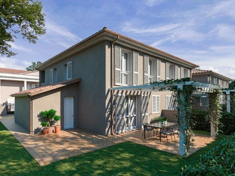 Villa bifamiliare in Vendita a Pontedera, 570'000€, 180 m², con Box