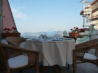 Casa Indipendente in Vendita a Santo Stefano di Magra, zona Ponzano Superiore, 295'000€, 150 m², arredato