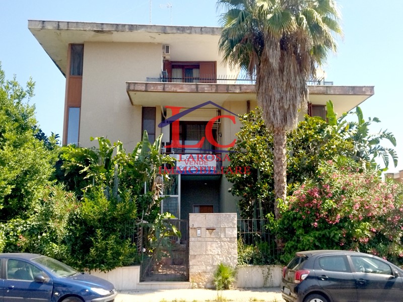 Appartamento in Vendita a Lecce, 365'000€, 303 m²