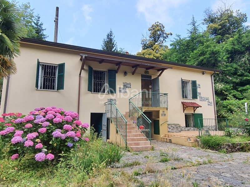 Casa Indipendente in Vendita a La Spezia, zona La Foce, 189'000€, 101 m²