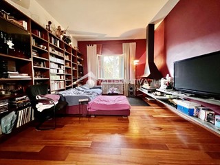 Villa in Vendita a Cascina, zona San Lorenzo Alle Corti, 525'000€, 300 m²