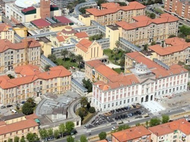 Capannone in Vendita a Livorno, 210'000&euro;, 250 m²