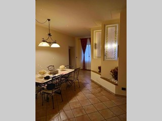 Appartamento in Vendita a Casciana Terme Lari, zona Usigliano, 195'000€, 150 m²