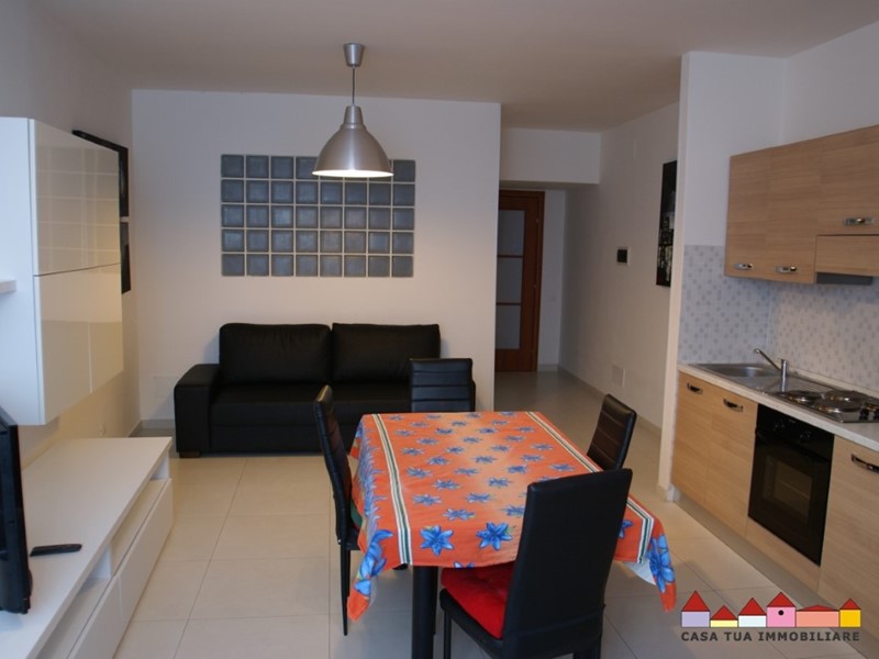 Bilocale in Vendita a Carrara, 90'000€, 50 m²