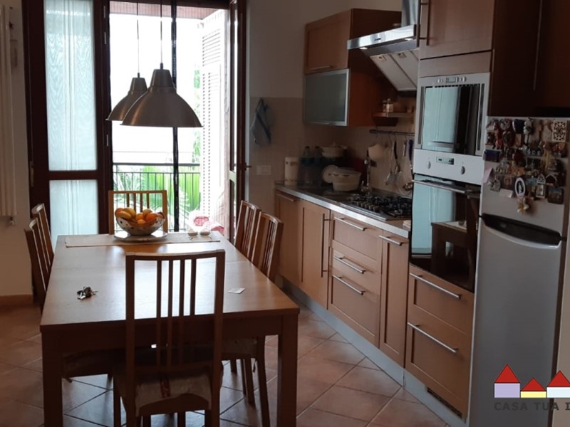 Trilocale in Vendita a Carrara, 180'000€, 80 m²