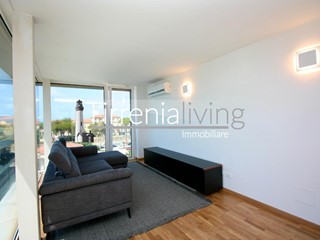 Trilocale in Vendita a Pisa, zona Calambrone, 390'000€, 85 m², arredato