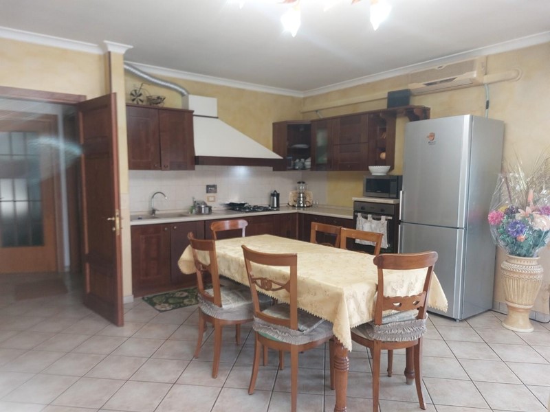 Quadrilocale in Vendita a Santa Croce sull'Arno, 150'000€, 120 m²
