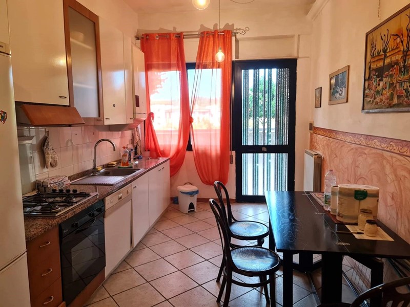 Trilocale in Vendita a Monteriggioni, zona Castellina Scalo, 85'000€, 67 m²