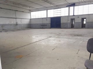 Capannone in Affitto a Porcari, 360 m²