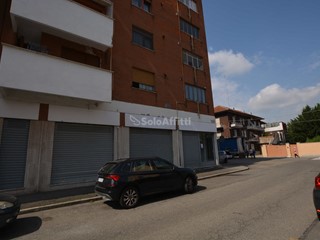 Capannone in Affitto a Venaria Reale, 120 m²