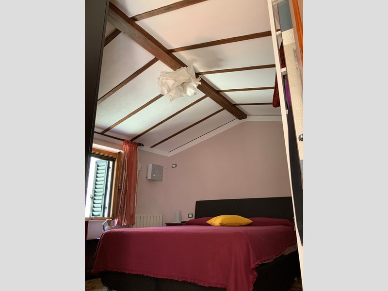 Villa in Vendita a Pescia, zona Aramo, 178'000€, 200 m², arredato