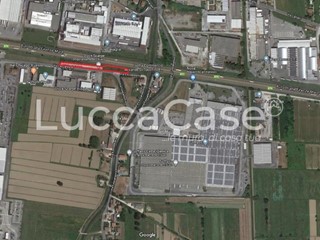 Box in Vendita a Porcari, zona Padule, 100'000€, 2530 m²