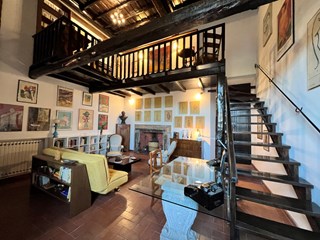 Appartamento in Vendita a Morlupo, 340'000&euro;, 250 m²