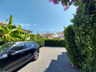 Trilocale in Vendita a Rosignano Marittimo, 160'000€, , arredato, con Box