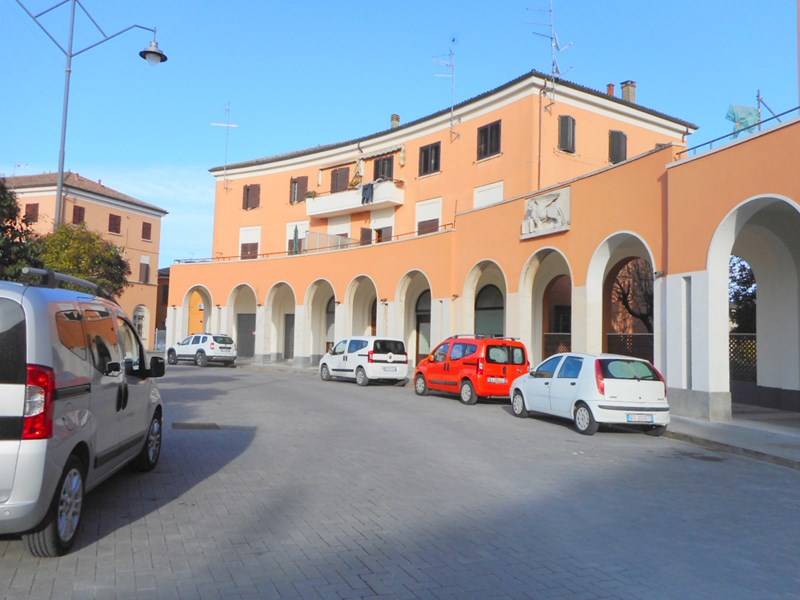 Quadrilocale in Vendita a Tresignana, zona Tresigallo, 95'000€, 150 m², con Box