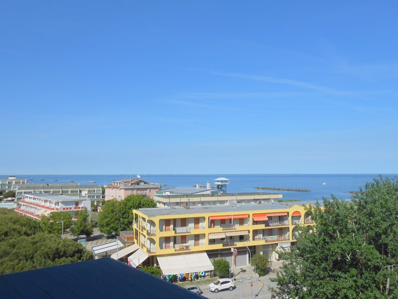 Trilocale in Vendita a Comacchio, zona Lido delle Nazioni, 115'000€, 56 m², arredato