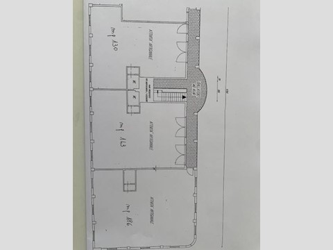 Capannone in Vendita a Calci, 68'000€, 130 m²
