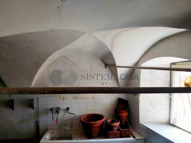 Casa Semi Indipendente in Vendita a Sarzana, zona Falcinello, 129'000€, 
