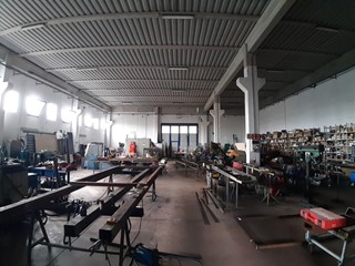 Capannone in Vendita a Pisa, zona Ospedaletto, 400'000€, 650 m²