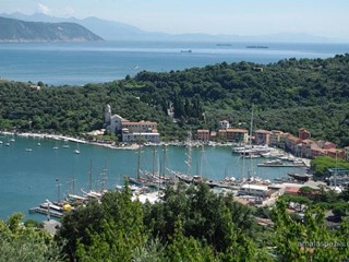 Trilocale in Vendita a Portovenere, zona Le Grazie, 349'000€, 75 m², arredato