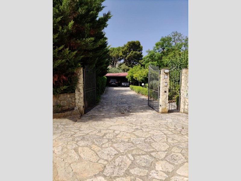 Casa Indipendente in Vendita a Castellammare del Golfo, 500'000€, 224 m², arredato, con Box