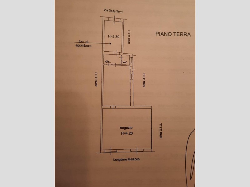 Immobile commerciale in Vendita a Pisa, 425'000€, 130 m²