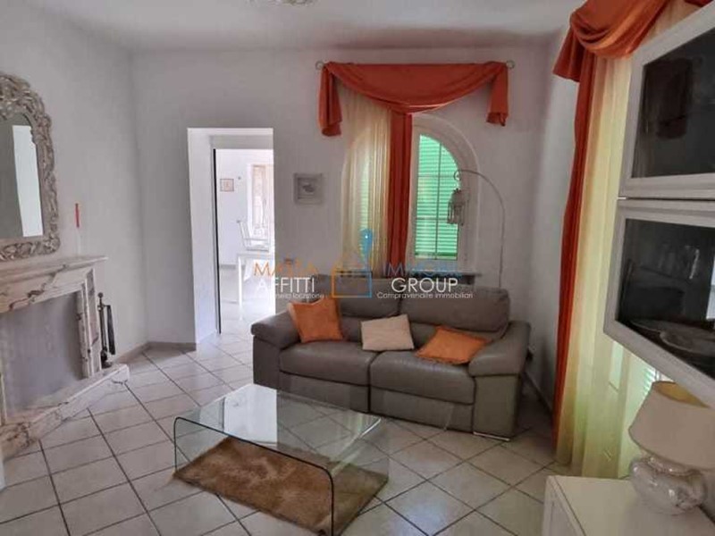 Casa Indipendente in Vendita a Carrara, 430'000€, 120 m²