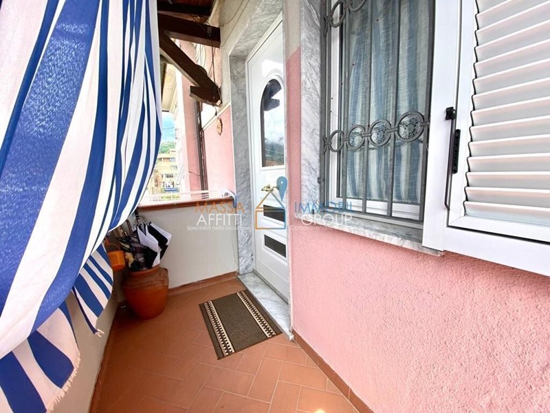 Casa Semi Indipendente in Vendita a Massa, 384'000€, 150 m²